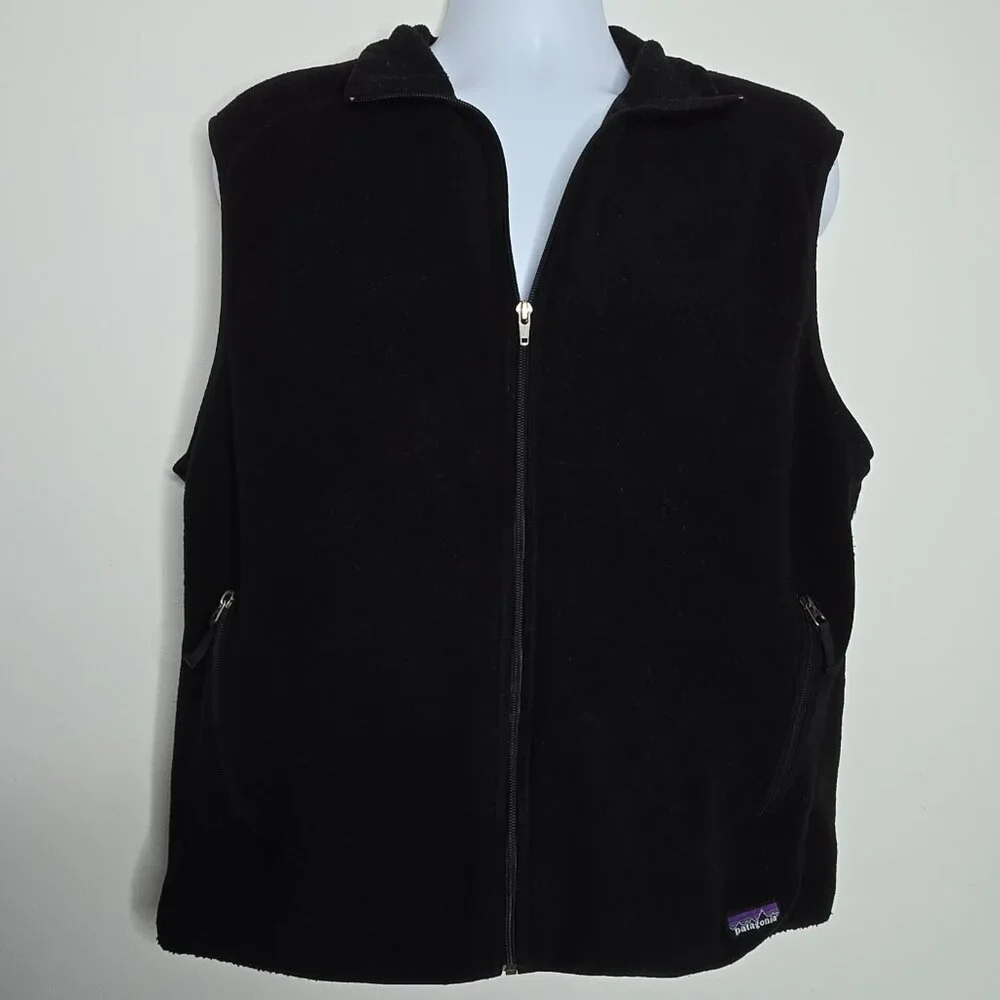 Patagonia Synchilla Men's XL Black Fleece Vest Full Zip‎ Pockets Outdoor